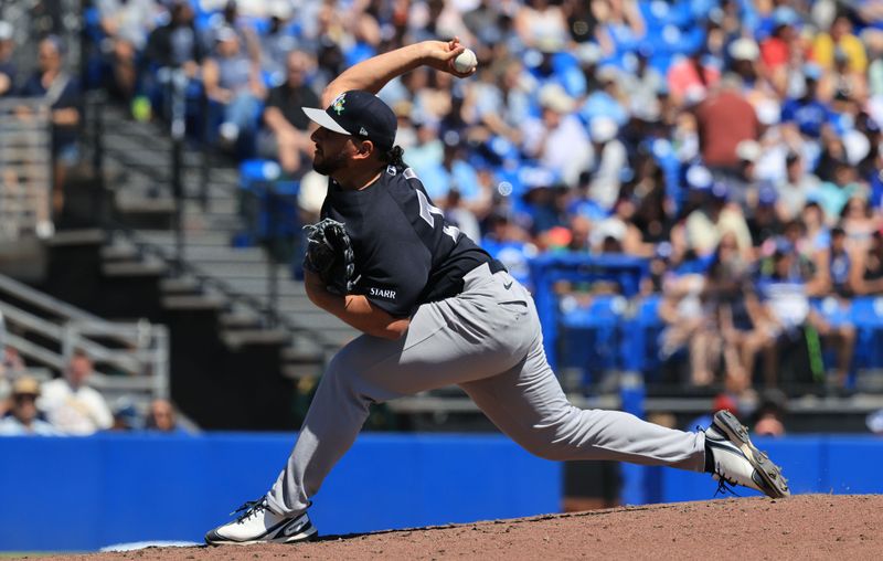 Mar 19, 2026; Dunedin, Florida, USA; New York Yankees pitcher Kervin Castro (74) throws a pitch during the fourth inning against the Toronto Blue Jays at TD Ballpark. Mandatory Credit: Kim Klement Neitzel-Imagn Images