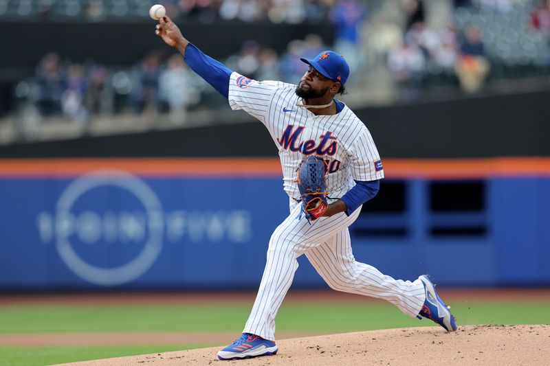 Apr 17, 2024; New York City, New York, USA; New York Mets starting pitcher Luis Severino (40) pitches against the Pittsburgh Pirates during the first inning at Citi Field. Mandatory Credit: Brad Penner-USA TODAY Sports