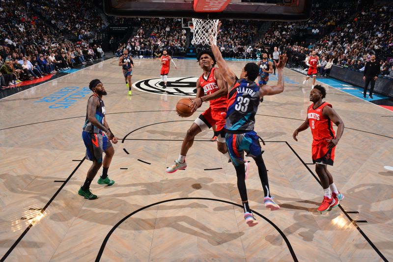 BROOKLYN, NY - JANUARY 27: Amen Thompson #1 of the Houston Rockets drives to the basket during the game against the Brooklyn Nets on January 27, 2024 at Barclays Center in Brooklyn, New York. NOTE TO USER: User expressly acknowledges and agrees that, by downloading and or using this Photograph, user is consenting to the terms and conditions of the Getty Images License Agreement. Mandatory Copyright Notice: Copyright 2024 NBAE (Photo by Jesse D. Garrabrant/NBAE via Getty Images)