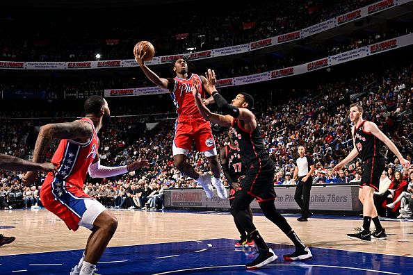 PHILADELPHIA, PA - DECEMBER 22:  Tyrese Maxey #0 of the Philadelphia 76ers drives to the basket during the game against the Toronto Raptors on December 22, 2023 at the Wells Fargo Center in Philadelphia, Pennsylvania NOTE TO USER: User expressly acknowledges and agrees that, by downloading and/or using this Photograph, user is consenting to the terms and conditions of the Getty Images License Agreement. Mandatory Copyright Notice: Copyright 2023 NBAE (Photo by David Dow/NBAE via Getty Images)