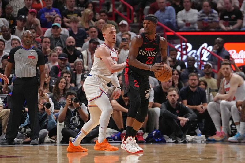 Knicks' Efforts Fall Short in Miami's Kaseya Center Heatwave