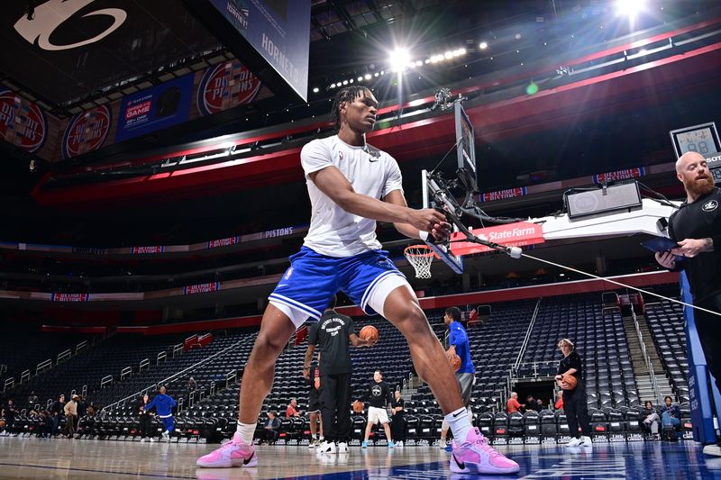 DETROIT, MI - JANUARY 3: Ausar Thompson #9 of the Detroit Pistons warms up before the game against the Charlotte Hornets on January 3, 2025 at Little Caesars Arena in Detroit, Michigan. NOTE TO USER: User expressly acknowledges and agrees that, by downloading and/or using this photograph, User is consenting to the terms and conditions of the Getty Images License Agreement. Mandatory Copyright Notice: Copyright 2025 NBAE (Photo by Chris Schwegler/NBAE via Getty Images)