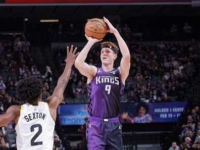 SACRAMENTO, CA - DECEMBER 16: Kevin Huerter #9 of the Sacramento Kings shoots the ball during the game against the Utah Jazz on December 16, 2023 at Golden 1 Center in Sacramento, California. NOTE TO USER: User expressly acknowledges and agrees that, by downloading and or using this Photograph, user is consenting to the terms and conditions of the Getty Images License Agreement. Mandatory Copyright Notice: Copyright 2023 NBAE (Photo by Rocky Widner/NBAE via Getty Images)