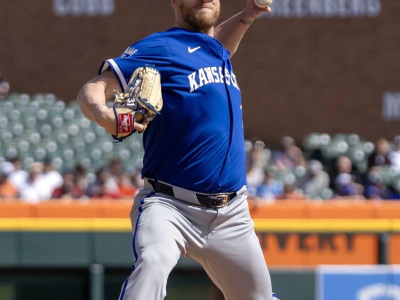 Apr 26, 2024; Detroit, Michigan, USA; Kansas City Royals pitcher Will Smith (31) throws in the ninth inning against the Detroit Tigers at Comerica Park. Mandatory Credit: David Reginek-USA TODAY Sports