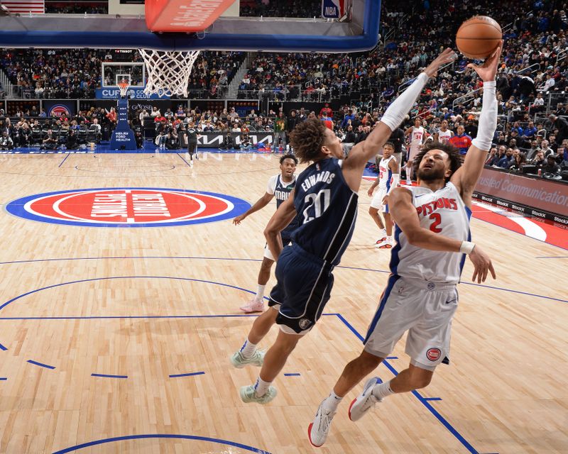 DETROIT, MI - JANUARY 31: Cade Cunningham #2 of the Detroit Pistons drives to the basket during the game against the Dallas Mavericks on January 31, 2025 at Little Caesars Arena in Detroit, Michigan. NOTE TO USER: User expressly acknowledges and agrees that, by downloading and/or using this photograph, User is consenting to the terms and conditions of the Getty Images License Agreement. Mandatory Copyright Notice: Copyright 2025 NBAE (Photo by Chris Schwegler/NBAE via Getty Images)