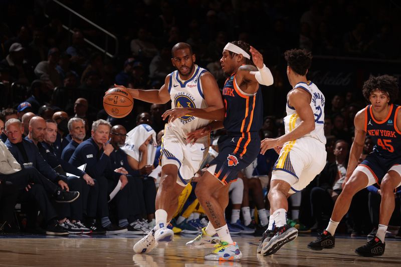 NEW YORK, NY - FEBRUARY 29: Chris Paul #3 of the Golden State Warriors dribbles the ball during the game against the New York Knicks on January 29, 2024 at Madison Square Garden in New York City, New York.  NOTE TO USER: User expressly acknowledges and agrees that, by downloading and or using this photograph, User is consenting to the terms and conditions of the Getty Images License Agreement. Mandatory Copyright Notice: Copyright 2024 NBAE  (Photo by Nathaniel S. Butler/NBAE via Getty Images)