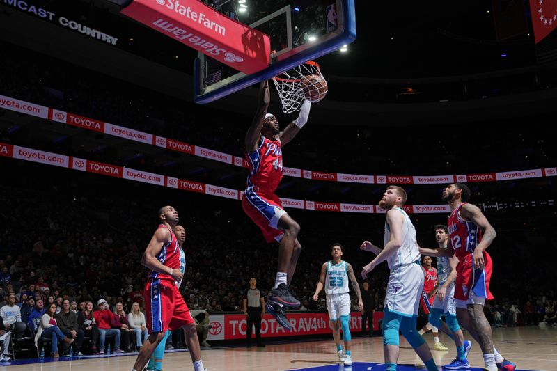 PHILADELPHIA, PA - MARCH 1: Paul Reed #44 of the Philadelphia 76ers dunks the ball during the game against the Charlotte Hornets on March 1, 2024 at the Wells Fargo Center in Philadelphia, Pennsylvania NOTE TO USER: User expressly acknowledges and agrees that, by downloading and/or using this Photograph, user is consenting to the terms and conditions of the Getty Images License Agreement. Mandatory Copyright Notice: Copyright 2024 NBAE (Photo by Jesse D. Garrabrant/NBAE via Getty Images)