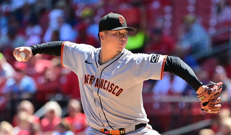 Cardinals' Nolan Arenado Poised to Lead Against Giants in San Francisco Showdown