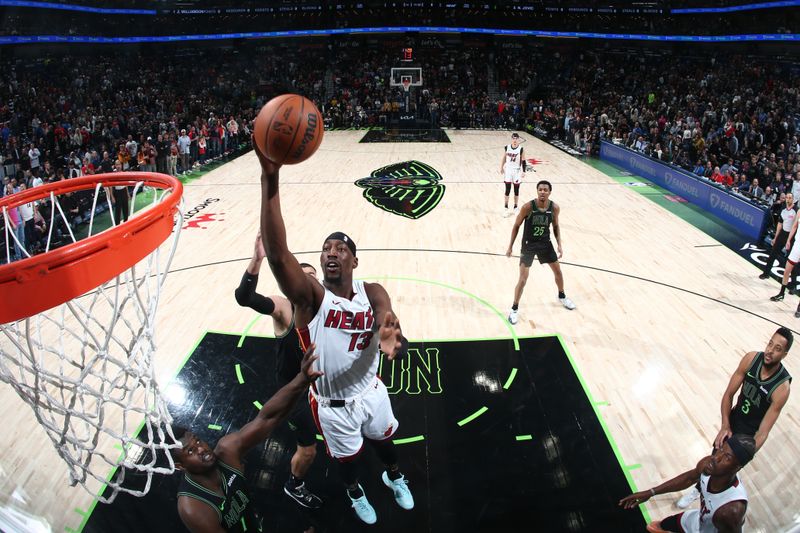 NEW ORLEANS, LA - FEBRUARY 23: Bam Adebayo #13 of the Miami Heat shoots the ball during the game against the New Orleans Pelicans on February 23, 2024 at the Smoothie King Center in New Orleans, Louisiana. NOTE TO USER: User expressly acknowledges and agrees that, by downloading and or using this Photograph, user is consenting to the terms and conditions of the Getty Images License Agreement. Mandatory Copyright Notice: Copyright 2024 NBAE (Photo by Layne Murdoch Jr./NBAE via Getty Images)