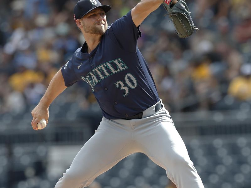 Aug 18, 2024; Pittsburgh, Pennsylvania, USA;  Seattle Mariners relief pitcher Austin Voth (30) pitches against the Pittsburgh Pirates during the eighth inning at PNC Park. Mandatory Credit: Charles LeClaire-USA TODAY Sports