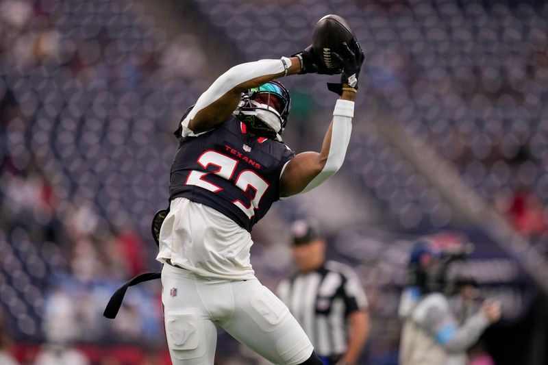 Houston Texans safety M.J. Stewart (29) warms up before an NFL football game against the Tennessee Titans, Sunday, Nov. 24, 2024, in Houston. (AP Photo/Ashley Landis)