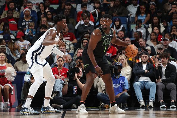 NEW ORLEANS, LA - DECEMBER 19: Zion Williamson #1 of the New Orleans Pelicans dribbles the ball during the game against the Memphis Grizzlies on December 19, 2023 at the Smoothie King Center in New Orleans, Louisiana. NOTE TO USER: User expressly acknowledges and agrees that, by downloading and or using this Photograph, user is consenting to the terms and conditions of the Getty Images License Agreement. Mandatory Copyright Notice: Copyright 2023 NBAE (Photo by Layne Murdoch Jr./NBAE via Getty Images)