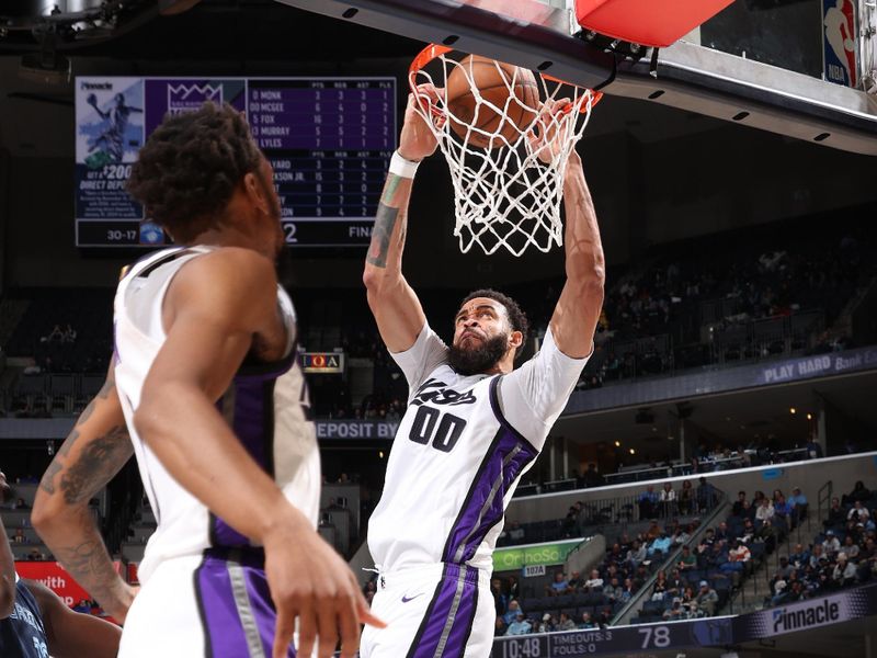 MEMPHIS, TN - JANUARY 29:  JaVale McGee #00 of the Sacramento Kings dunks the ball during the game against the Memphis Grizzlies on January 29, 2024 at FedExForum in Memphis, Tennessee. NOTE TO USER: User expressly acknowledges and agrees that, by downloading and or using this photograph, User is consenting to the terms and conditions of the Getty Images License Agreement. Mandatory Copyright Notice: Copyright 2024 NBAE (Photo by Joe Murphy/NBAE via Getty Images)