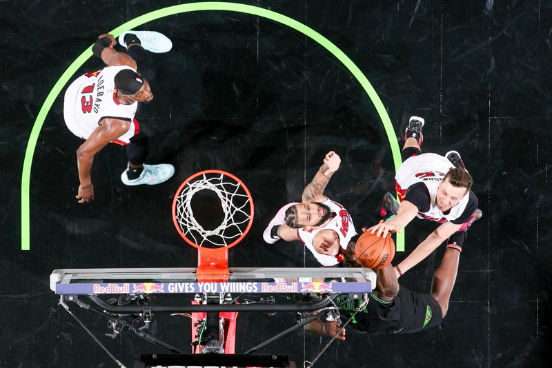 NEW ORLEANS, LA - FEBRUARY 23: Duncan Robinson #55 of the Miami Heat blocks the shot by Zion Williamson #1 of the New Orleans Pelicans during the game on February 23, 2024 at the Smoothie King Center in New Orleans, Louisiana. NOTE TO USER: User expressly acknowledges and agrees that, by downloading and or using this Photograph, user is consenting to the terms and conditions of the Getty Images License Agreement. Mandatory Copyright Notice: Copyright 2024 NBAE (Photo by Layne Murdoch Jr./NBAE via Getty Images)