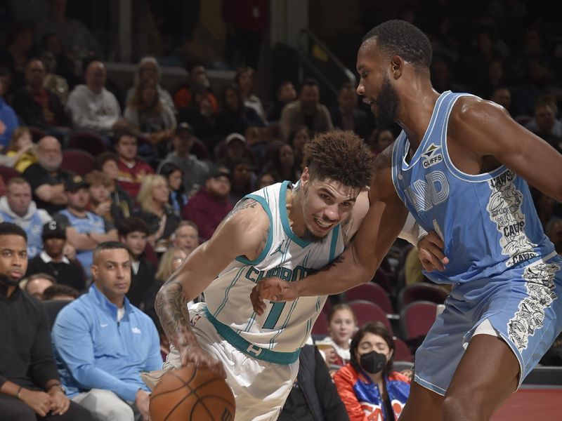 CLEVELAND, OH - NOVEMBER 17: LaMelo Ball #1 of the Charlotte Hornets dribbles the ball during the game against the Cleveland Cavaliers on November 17, 2024 at Rocket Mortgage FieldHouse in Cleveland, Ohio. NOTE TO USER: User expressly acknowledges and agrees that, by downloading and/or using this Photograph, user is consenting to the terms and conditions of the Getty Images License Agreement. Mandatory Copyright Notice: Copyright 2024 NBAE (Photo by David Liam Kyle/NBAE via Getty Images)