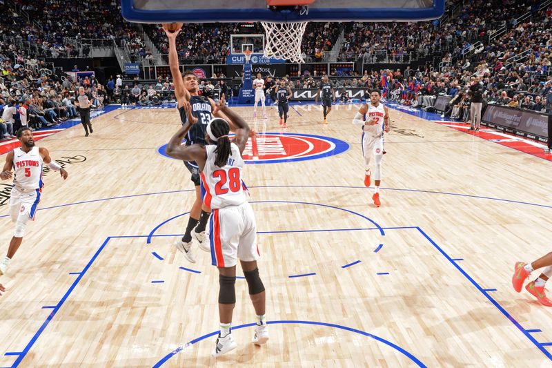 DETROIT, MI - JANUARY 1: Tristan da Silva #23 of the Orlando Magic shoots the ball during the game against the Detroit Pistons on January 1, 2025 at Little Caesars Arena in Detroit, Michigan. NOTE TO USER: User expressly acknowledges and agrees that, by downloading and/or using this photograph, User is consenting to the terms and conditions of the Getty Images License Agreement. Mandatory Copyright Notice: Copyright 2025 NBAE (Photo by Chris Schwegler/NBAE via Getty Images)