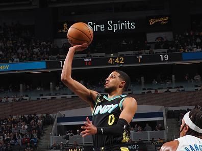 INDIANAPOLIS, IN - DECEMBER 23:  Tyrese Haliburton #0 of the Indiana Pacers shoots the ball during the game against the Orlando Magic 0n December 23, 2023 at Gainbridge Fieldhouse in Indianapolis, Indiana. NOTE TO USER: User expressly acknowledges and agrees that, by downloading and or using this Photograph, user is consenting to the terms and conditions of the Getty Images License Agreement. Mandatory Copyright Notice: Copyright 2023 NBAE (Photo by Ron Hoskins/NBAE via Getty Images)