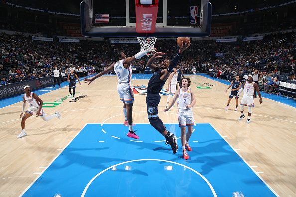 OKLAHOMA CITY, OK - DECEMBER 18: Xavier Tillman #2 of the Memphis Grizzlies drives to the basket during the game against the Oklahoma City Thunder on December 18, 2023 at Paycom Arena in Oklahoma City, Oklahoma. NOTE TO USER: User expressly acknowledges and agrees that, by downloading and or using this photograph, User is consenting to the terms and conditions of the Getty Images License Agreement. Mandatory Copyright Notice: Copyright 2023 NBAE (Photo by Zach Beeker/NBAE via Getty Images)