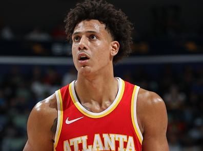 NEW ORLEANS, LA - NOVEMBER 4: Jalen Johnson #1 of the Atlanta Hawks shoots a free throw during the game against the New Orleans Pelicans on November 4, 2023 at the Smoothie King Center in New Orleans, Louisiana. NOTE TO USER: User expressly acknowledges and agrees that, by downloading and or using this Photograph, user is consenting to the terms and conditions of the Getty Images License Agreement. Mandatory Copyright Notice: Copyright 2023 NBAE (Photo by Layne Murdoch Jr./NBAE via Getty Images)