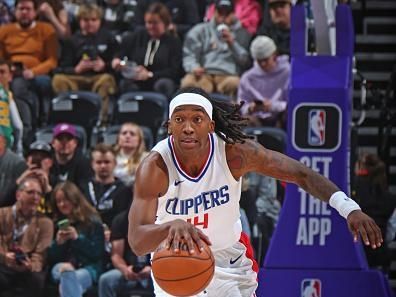 SALT LAKE CITY, UT - DECEMBER 8: Terance Mann #14 of the LA Clippers dribbles the ball during the game against the Utah Jazz on December 8, 2023 at vivint.SmartHome Arena in Salt Lake City, Utah. NOTE TO USER: User expressly acknowledges and agrees that, by downloading and or using this Photograph, User is consenting to the terms and conditions of the Getty Images License Agreement. Mandatory Copyright Notice: Copyright 2023 NBAE (Photo by Melissa Majchrzak/NBAE via Getty Images)