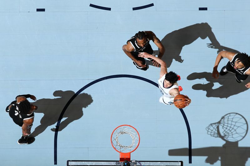 MEMPHIS, TN - February 26:  Yuta Watanabe #18 of the Memphis Grizzlies drives to the basket during the game against the Brooklyn Nets on February 26, 2024 at FedExForum in Memphis, Tennessee. NOTE TO USER: User expressly acknowledges and agrees that, by downloading and or using this photograph, User is consenting to the terms and conditions of the Getty Images License Agreement. Mandatory Copyright Notice: Copyright 2024 NBAE (Photo by Joe Murphy/NBAE via Getty Images)