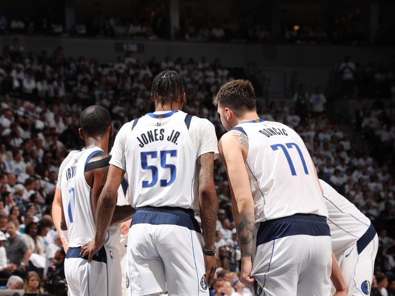 Timberwolves Stumble as Mavericks Clinch Victory with Commanding Performance