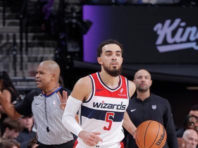 SACRAMENTO, CA - DECEMBER 18: Tyus Jones #5 of the Washington Wizards dribbles the ball during the game against the Sacramento Kings on December 18, 2023 at Golden 1 Center in Sacramento, California. NOTE TO USER: User expressly acknowledges and agrees that, by downloading and or using this Photograph, user is consenting to the terms and conditions of the Getty Images License Agreement. Mandatory Copyright Notice: Copyright 2023 NBAE (Photo by Rocky Widner/NBAE via Getty Images)