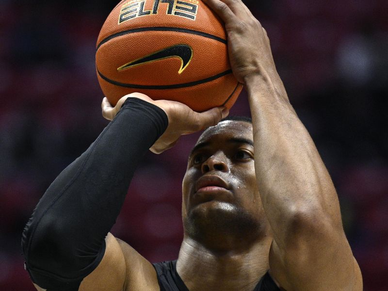 Jan 3, 2024; San Diego, California, USA; San Diego State forward Jaedon LeDee (13) warms up before the game against Fresno State at Viejas Arena. Mandatory Credit: Orlando Ramirez-USA TODAY Sports 