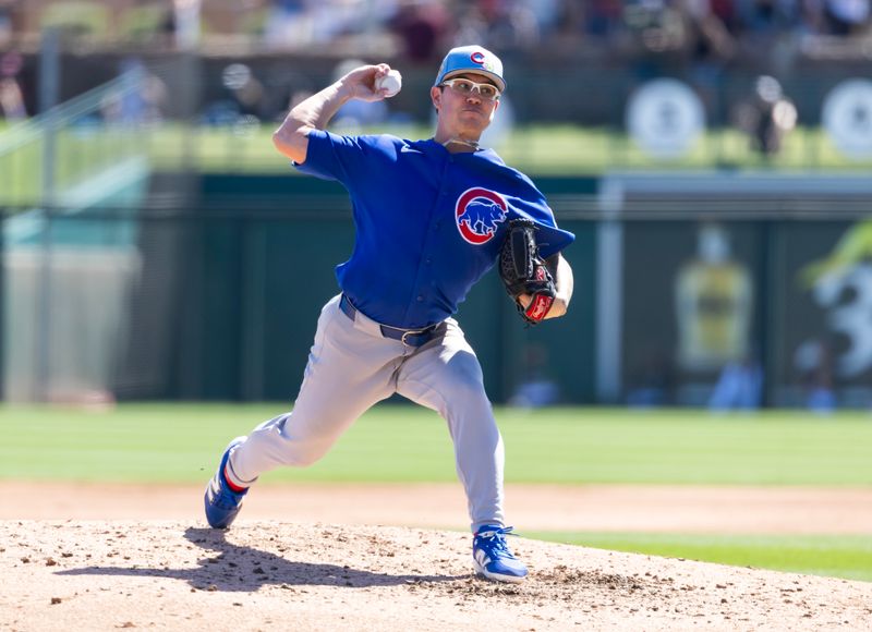 Mar 13, 2026; Phoenix, Arizona, USA; Chicago Cubs pitcher Ethan Roberts against the Chicago White Sox during a spring training game at Camelback Ranch-Glendale. Mandatory Credit: Mark J. Rebilas-Imagn Images