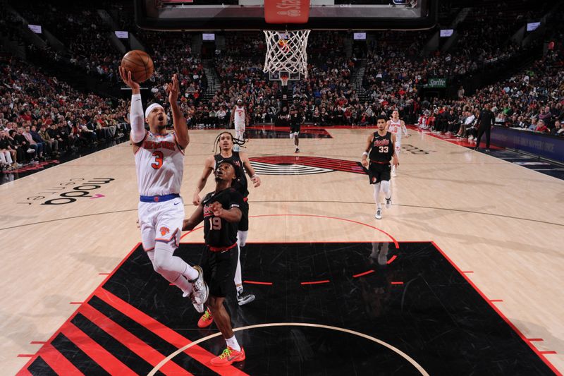 PORTLAND, OR - MARCH 14: Josh Hart #3 of the New York Knicks drives to the basket during the game against the Portland Trail Blazers on March 14, 2024 at the Moda Center Arena in Portland, Oregon. NOTE TO USER: User expressly acknowledges and agrees that, by downloading and or using this photograph, user is consenting to the terms and conditions of the Getty Images License Agreement. Mandatory Copyright Notice: Copyright 2024 NBAE (Photo by Cameron Browne/NBAE via Getty Images)