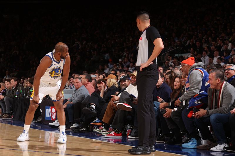 NEW YORK, NY - FEBRUARY 29: Chris Paul #3 of the Golden State Warriors talks to Spike Lee during the game against the New York Knicks on January 29, 2024 at Madison Square Garden in New York City, New York.  NOTE TO USER: User expressly acknowledges and agrees that, by downloading and or using this photograph, User is consenting to the terms and conditions of the Getty Images License Agreement. Mandatory Copyright Notice: Copyright 2024 NBAE  (Photo by Nathaniel S. Butler/NBAE via Getty Images)