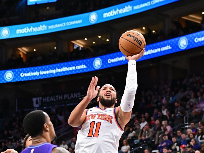 SALT LAKE CITY, UT - NOVEMBER 23: Jalen Brunson #11 of the New York Knicks drives to the basket during the game against the Utah Jazz on November 23, 2024 at Delta Center in Salt Lake City, Utah. NOTE TO USER: User expressly acknowledges and agrees that, by downloading and or using this Photograph, User is consenting to the terms and conditions of the Getty Images License Agreement. Mandatory Copyright Notice: Copyright 2024 NBAE (Photo by Jamie Sabau/NBAE via Getty Images)