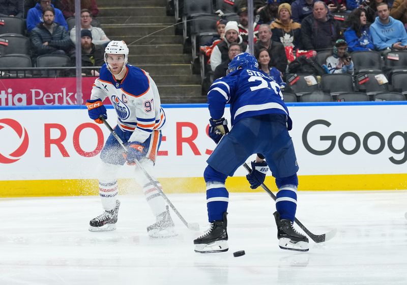 Edmonton Oilers Gear Up for Battle Against Toronto Maple Leafs with McDavid Leading the Charge