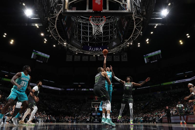 MINNEAPOLIS, MN -  JANUARY 22: Nick Smith Jr. #8 of the Charlotte Hornets shoots the ball during the game against the Minnesota Timberwolves on January 22, 2024 at Target Center in Minneapolis, Minnesota. NOTE TO USER: User expressly acknowledges and agrees that, by downloading and or using this Photograph, user is consenting to the terms and conditions of the Getty Images License Agreement. Mandatory Copyright Notice: Copyright 2024 NBAE (Photo by Jordan Johnson/NBAE via Getty Images)