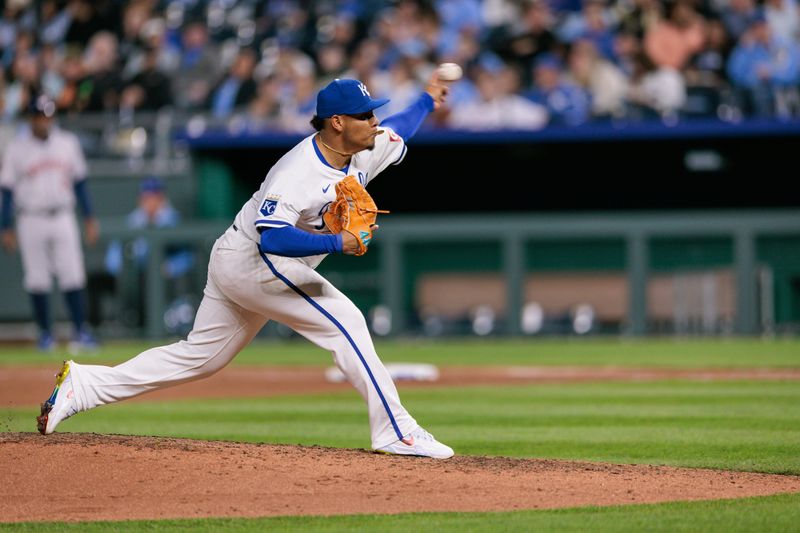 Apr 10, 2024; Kansas City, Missouri, USA; Kansas City Royals pitcher Angel Zerpa (61) pitching during the seventh inning against the Houston Astros at Kauffman Stadium. Mandatory Credit: William Purnell-USA TODAY Sports