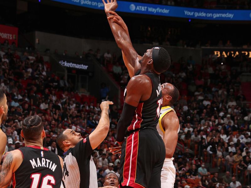 MIAMI, FL - MARCH 2: Jump ball during the game between the Utah Jazz and the Miami Heat on March 2, 2024 at Kaseya Center in Miami, Florida. NOTE TO USER: User expressly acknowledges and agrees that, by downloading and or using this Photograph, user is consenting to the terms and conditions of the Getty Images License Agreement. Mandatory Copyright Notice: Copyright 2024 NBAE (Photo by Issac Baldizon/NBAE via Getty Images)