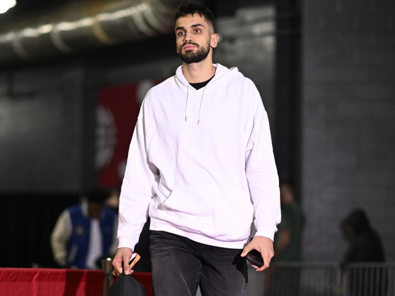 HOUSTON, TX - JANUARY 20:  Omer Yurtseven #77 of the Utah Jazz arrives to the arena before the game against the Houston Rockets on January 20, 2024 at the Toyota Center in Houston, Texas. NOTE TO USER: User expressly acknowledges and agrees that, by downloading and or using this photograph, User is consenting to the terms and conditions of the Getty Images License Agreement. Mandatory Copyright Notice: Copyright 2024 NBAE (Photo by Logan Riely/NBAE via Getty Images)