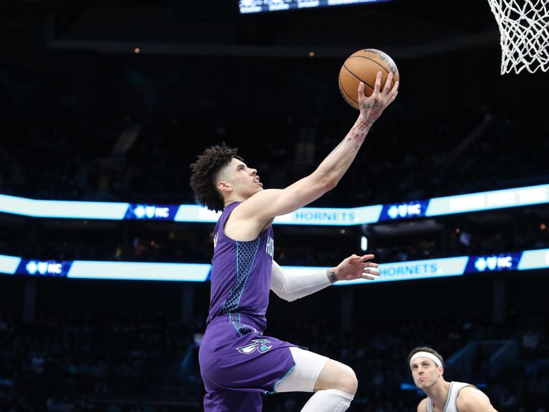 CHARLOTTE, NC - JANUARY 19: LaMelo Ball #1 of the Charlotte Hornets drives to the basket during the game against the San Antonio Spurs on January 19, 2024 at Spectrum Center in Charlotte, North Carolina. NOTE TO USER: User expressly acknowledges and agrees that, by downloading and or using this photograph, User is consenting to the terms and conditions of the Getty Images License Agreement.  Mandatory Copyright Notice:  Copyright 2024 NBAE (Photo by Brock Williams-Smith/NBAE via Getty Images)