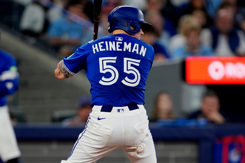 Red Sox's Seventh-Inning Spark Not Enough to Overcome Blue Jays at Rogers Centre