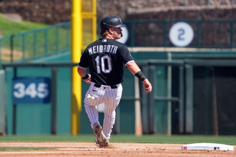 Mar 11, 2026; Phoenix, Arizona, USA; Chicago White Sox shortstop Chase Meidroth (10) rounds second base against the Los Angeles Angels during the first inning at Camelback Ranch-Glendale. Mandatory Credit: Joe Camporeale-Imagn Images