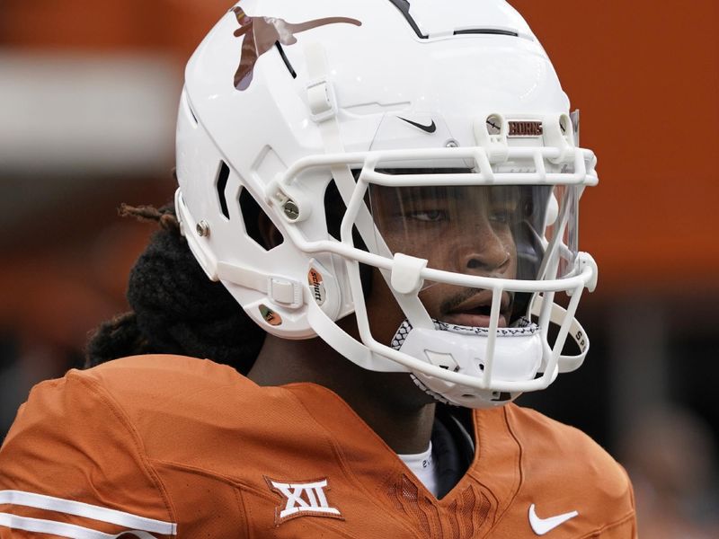 Oct 28, 2023; Austin, Texas, USA; Texas Longhorns quarterback Maalik Murphy (6) warms up before a game against the Brigham Young Cougars at Darrell K Royal-Texas Memorial Stadium. Mandatory Credit: Scott Wachter-USA TODAY Sports