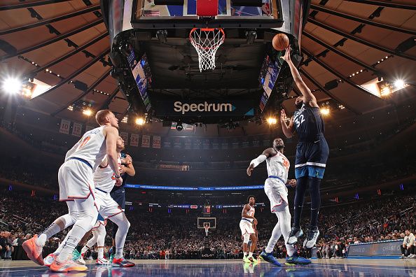 NEW YORK, NY - JANUARY 1: Karl-Anthony Towns #32 of the Minnesota Timberwolves drives to the basket during the game against the New York Knicks on January 1, 2024 at Madison Square Garden in New York City, New York.  NOTE TO USER: User expressly acknowledges and agrees that, by downloading and or using this photograph, User is consenting to the terms and conditions of the Getty Images License Agreement. Mandatory Copyright Notice: Copyright 2024 NBAE  (Photo by Nathaniel S. Butler/NBAE via Getty Images)