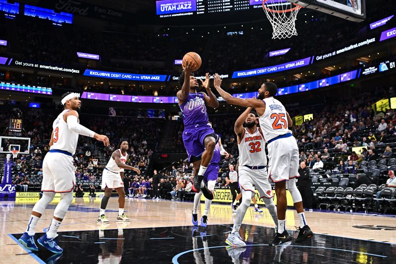 SALT LAKE CITY, UT - NOVEMBER 23: Collin Sexton #2 of the Utah Jazz drives to the basket during the game against the New York Knicks on November 23, 2024 at Delta Center in Salt Lake City, Utah. NOTE TO USER: User expressly acknowledges and agrees that, by downloading and or using this Photograph, User is consenting to the terms and conditions of the Getty Images License Agreement. Mandatory Copyright Notice: Copyright 2024 NBAE (Photo by Jamie Sabau/NBAE via Getty Images)