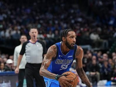 DALLAS, TX - DECEMBER 2: Derrick Jones Jr. #55 of the Dallas Mavericks goes to the basket during the game on December 2, 2023 at the American Airlines Center in Dallas, Texas. NOTE TO USER: User expressly acknowledges and agrees that, by downloading and or using this photograph, User is consenting to the terms and conditions of the Getty Images License Agreement. Mandatory Copyright Notice: Copyright 2023 NBAE (Photo by Glenn James/NBAE via Getty Images)