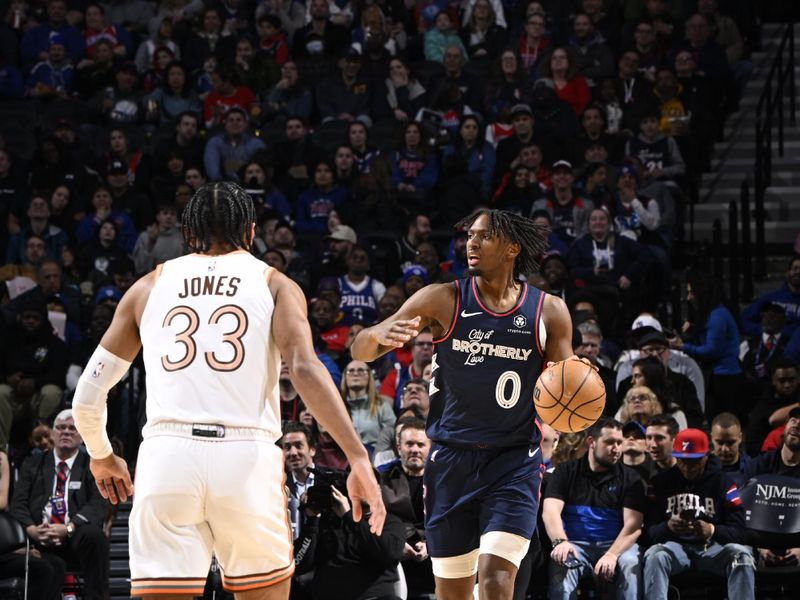 PHILADELPHIA, PA - JANUARY 22: Tyrese Maxey #0 of the Philadelphia 76ers brings the ball up court against the San Antonio Spurs on January 22, 2024 at the Wells Fargo Center in Philadelphia, Pennsylvania NOTE TO USER: User expressly acknowledges and agrees that, by downloading and/or using this Photograph, user is consenting to the terms and conditions of the Getty Images License Agreement. Mandatory Copyright Notice: Copyright 2024 NBAE (Photo by David Dow/NBAE via Getty Images)