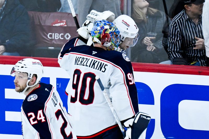 Chicago Blackhawks Stumble as Blue Jackets' Coyle Steals the Spotlight at United Center