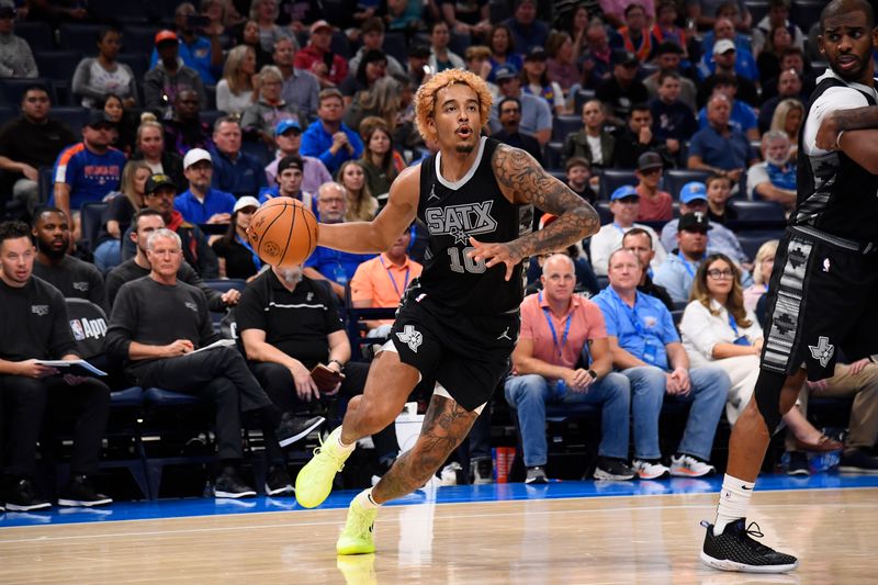 OKLAHOMA CITY, OK - OCTOBER 30: Jeremy Sochan #10 of the San Antonio Spurs drives to the basket during the game against the Oklahoma City Thunder on October 30, 2024 at Paycom Center in Oklahoma City, Oklahoma. NOTE TO USER: User expressly acknowledges and agrees that, by downloading and or using this photograph, User is consenting to the terms and conditions of the Getty Images License Agreement. Mandatory Copyright Notice: Copyright 2024 NBAE (Photo by Brian Babineau/NBAE via Getty Images)