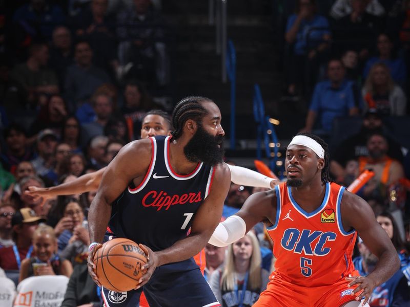 OKLAHOMA CITY, OK - NOVEMBER 11: James Harden #1 of the LA Clippers handles the ball during the game against the Oklahoma City Thunder on November 11, 2024 at Paycom Center in Oklahoma City, Oklahoma. NOTE TO USER: User expressly acknowledges and agrees that, by downloading and or using this photograph, User is consenting to the terms and conditions of the Getty Images License Agreement. Mandatory Copyright Notice: Copyright 2024 NBAE (Photo by Nathaniel S. Butler/NBAE via Getty Images)