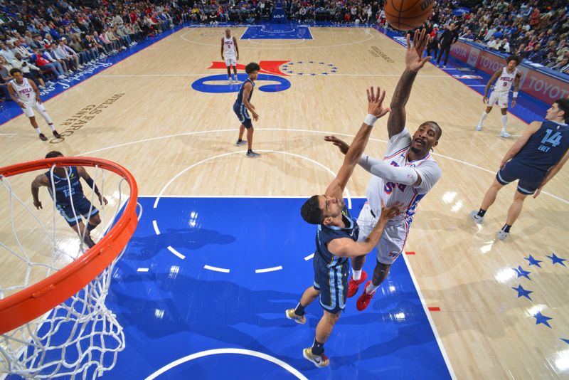 PHILADELPHIA, PA - NOVEMBER 2: Andre Drummond #5 of the Philadelphia 76ers shoots the ball during the game against the Memphis Grizzlies on November 2, 2024 at the Wells Fargo Center in Philadelphia, Pennsylvania NOTE TO USER: User expressly acknowledges and agrees that, by downloading and/or using this Photograph, user is consenting to the terms and conditions of the Getty Images License Agreement. Mandatory Copyright Notice: Copyright 2024 NBAE (Photo by Jesse D. Garrabrant/NBAE via Getty Images)