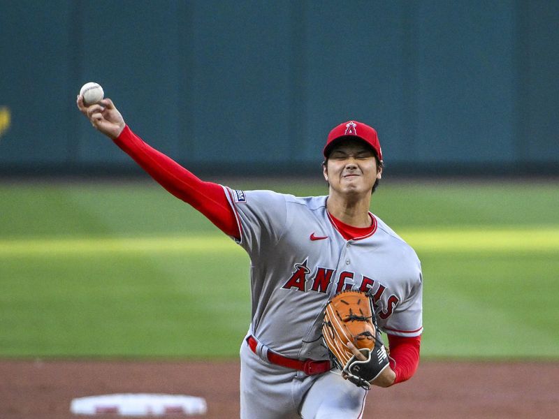 May 3, 2023; St. Louis, Missouri, USA;  Los Angeles Angels starting pitcher Shohei Ohtani (17) pitches against the St. Louis Cardinals during the second inning at Busch Stadium. Mandatory Credit: Jeff Curry-USA TODAY Sports